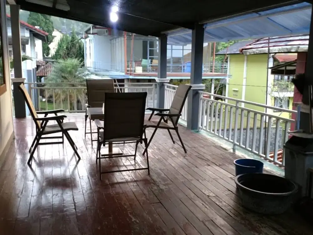 Murah Dijual Cepat Rumah di Villa Istana Bunga