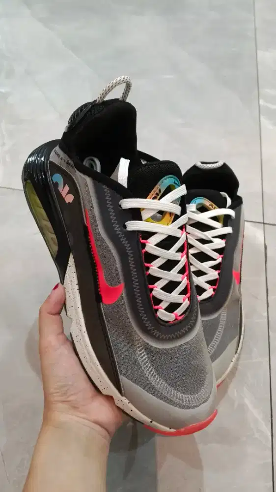 Nike Air Max 2090 New Size 42