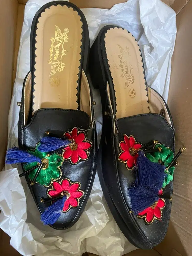 Dijual Mules Bordir bunga