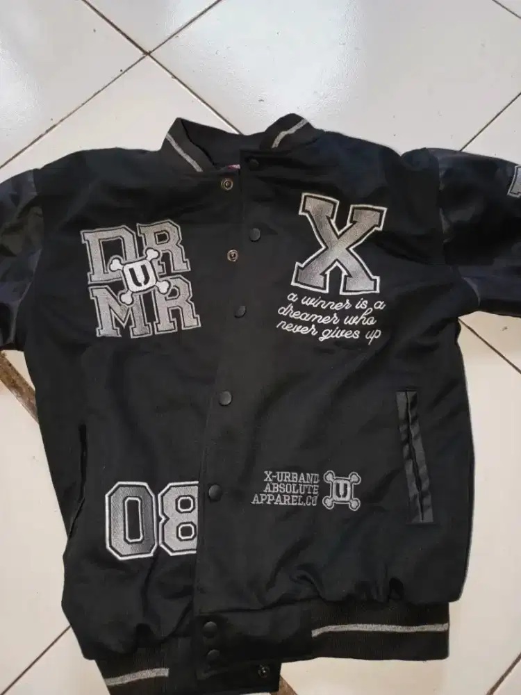 JAKAET X URBAN LENGAN KULIT