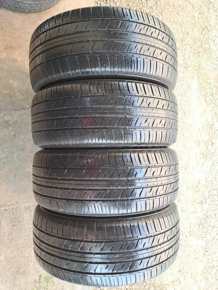 Ban 275/50/21 Dunlop Grandtrek PT3A (Japan)