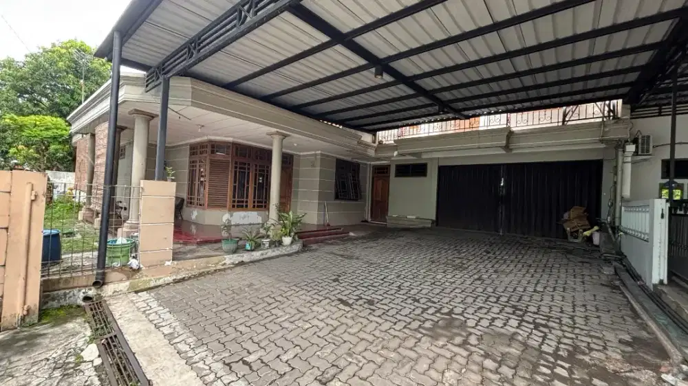 Rumah classic spek ga kaleng², hook, super luas, dekat KIW & KIK