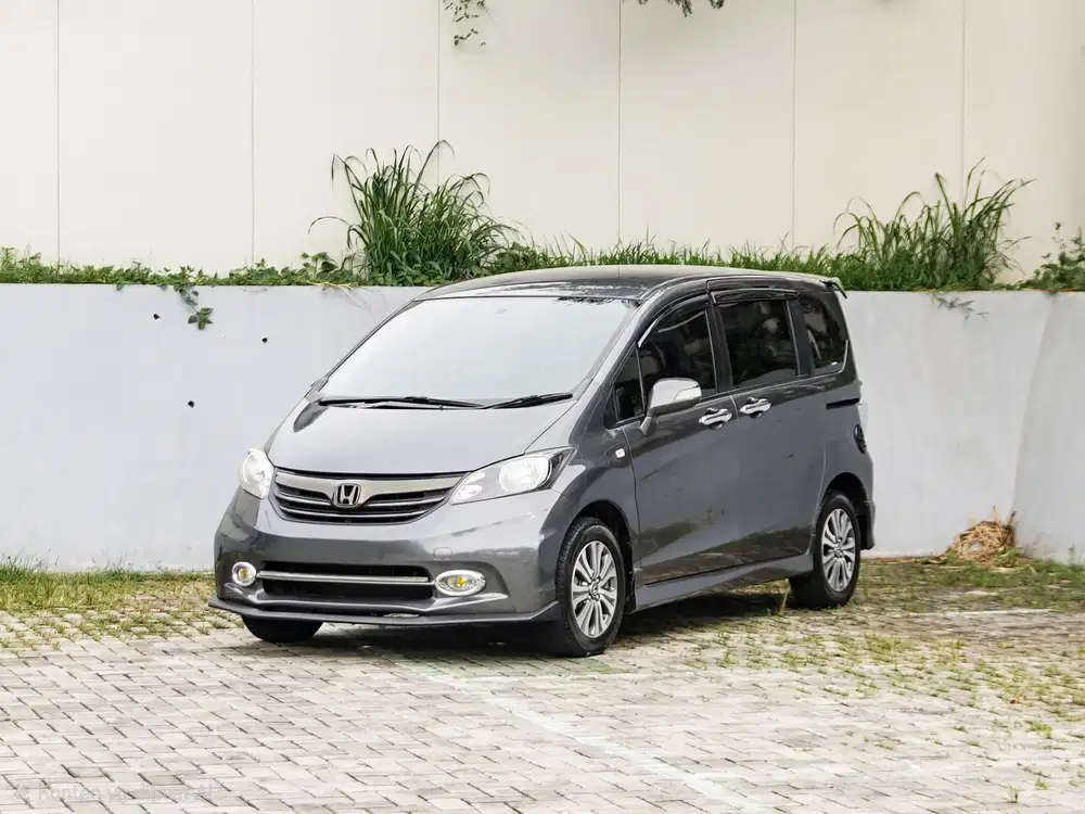Honda Freed 2009 Bensin