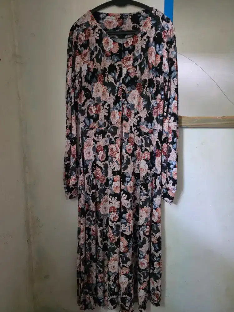 Dress wanita motif bunga