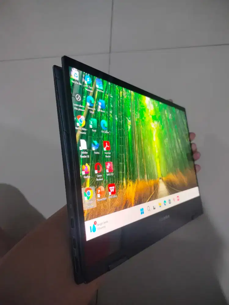 ASUS ZENBOOK FLIP 16GB 1 TB I7