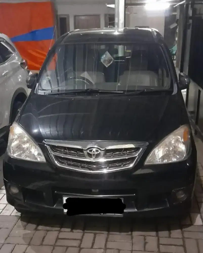 Avanza G AT 2011 KM100RbCash!!!