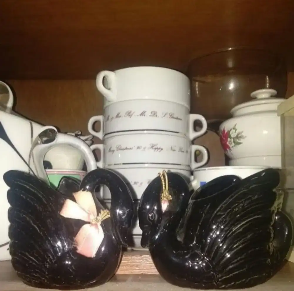 Sepasang tempat lilin lawas