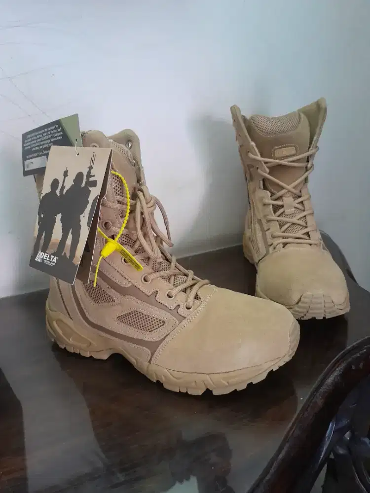 Lowa Tactical - Like New