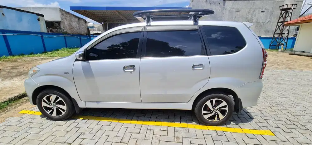 Toyota Avanza 2009 Bensin