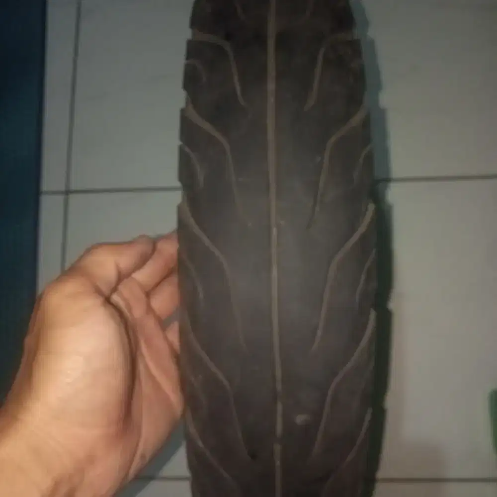 Ban motor matic UK 90/90 ring 14