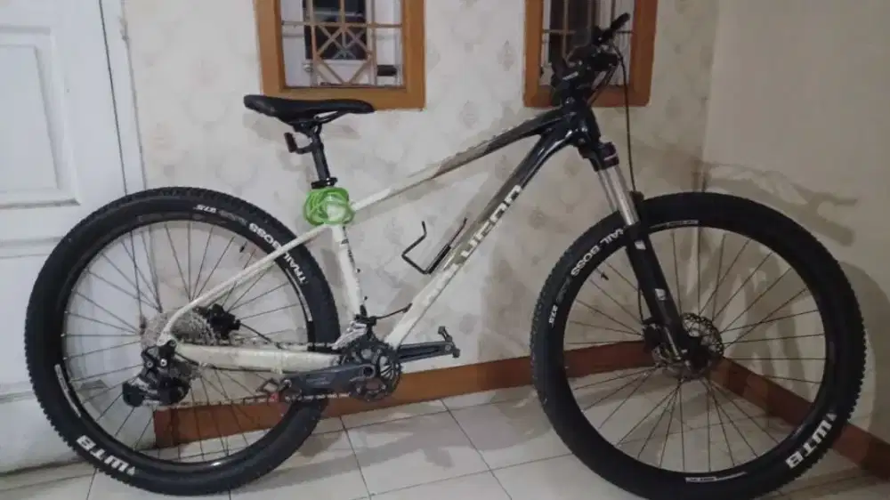 Sepedah Polygon Xtrada 6 2021