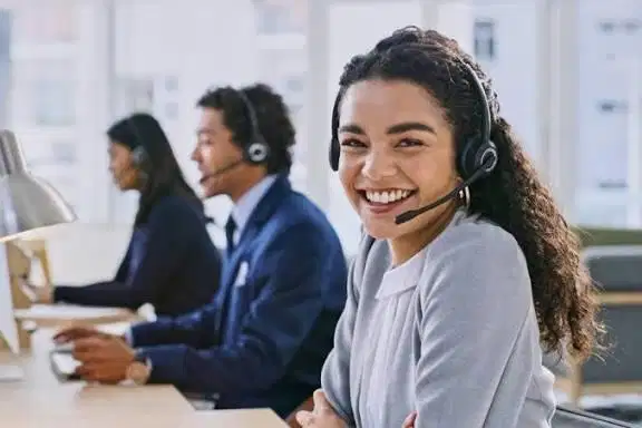Di Butuhkan customer service