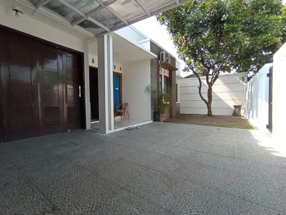 Rumah Terawat Dekat Pusat Kuliner Antapani