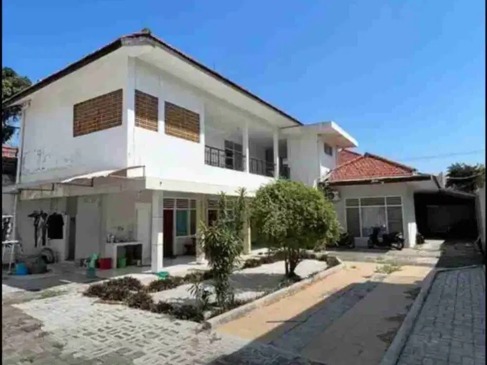 LANGKA Cocok Buat Kost,Hunian, Kantor Dijual Rumah Gubeng Kertajaya