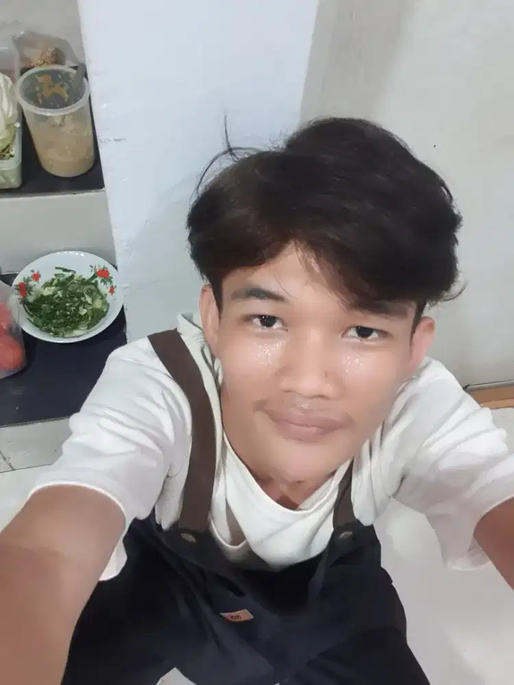 assalamualaikum, ibu bapa yg terhormat saya sedang mencari pekerjaan.