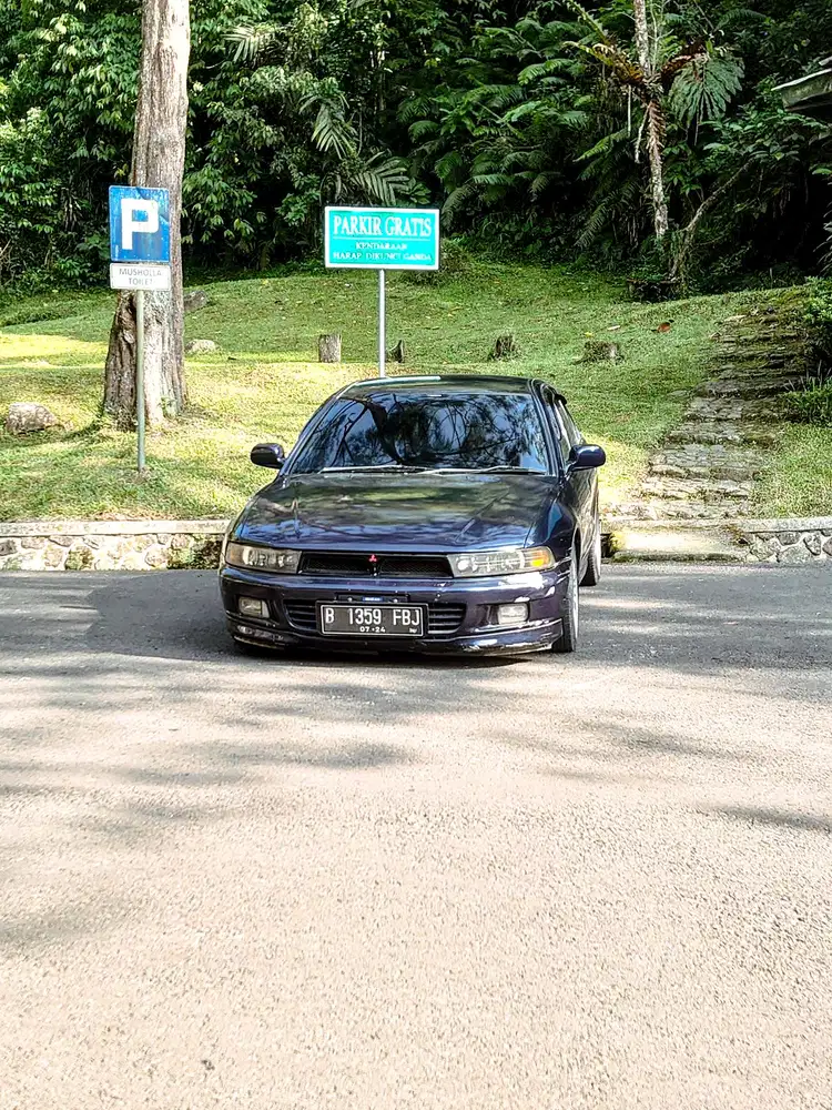 Mitsubishi Galant 2000 Bensin