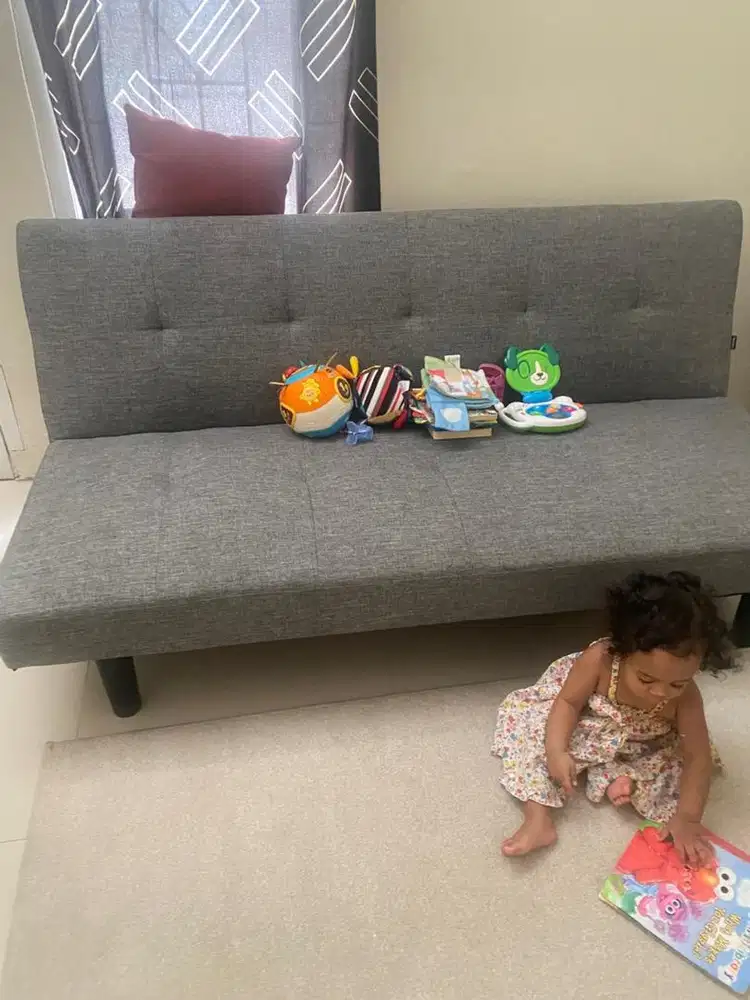 Sofa informa good condition
