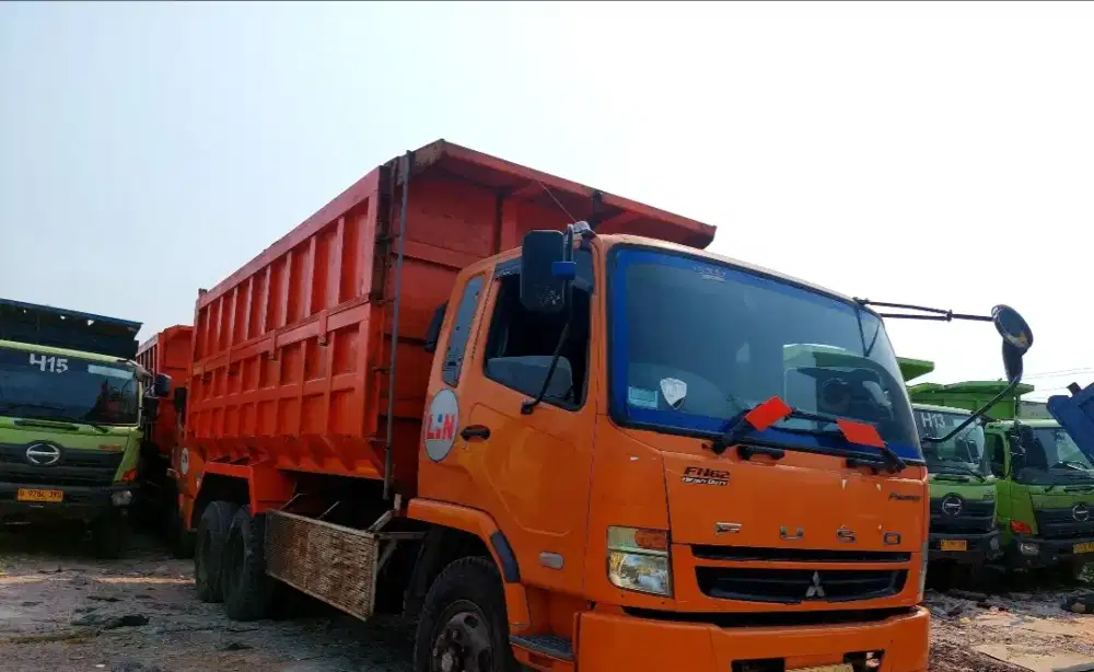 Mitsubishi Fuso FN62HD Tronton 270PS6×4HD DumbtrukBio Solar/Lohan