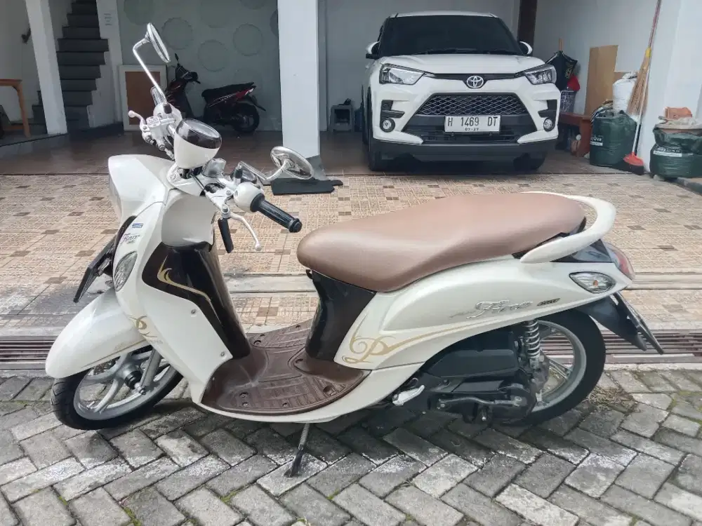 Bismillah jual Yamaha Fino Premium 2016