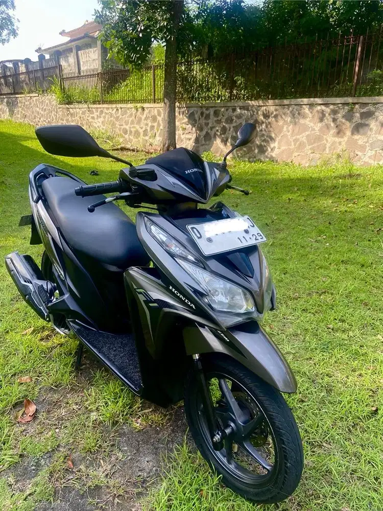 DI JUAL Honda Vario 125 (kzr) warna ORIGINAL COKLAT
