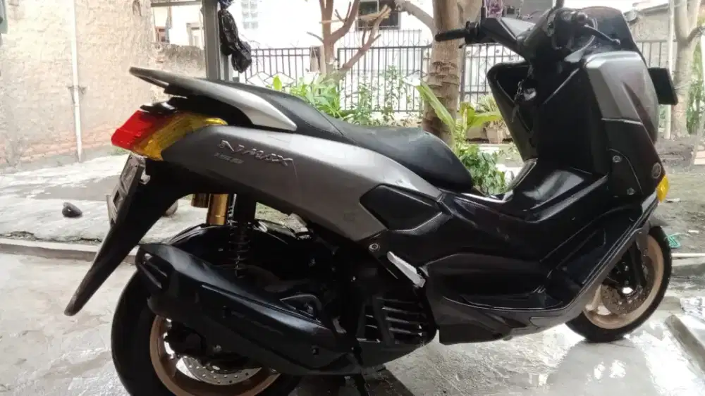 Jual yamaha nmx.pajak hidup..motor tinggal pakai