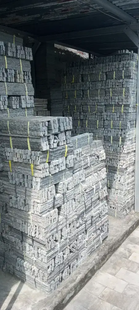 Andesit Susun Sirih 3x40cm