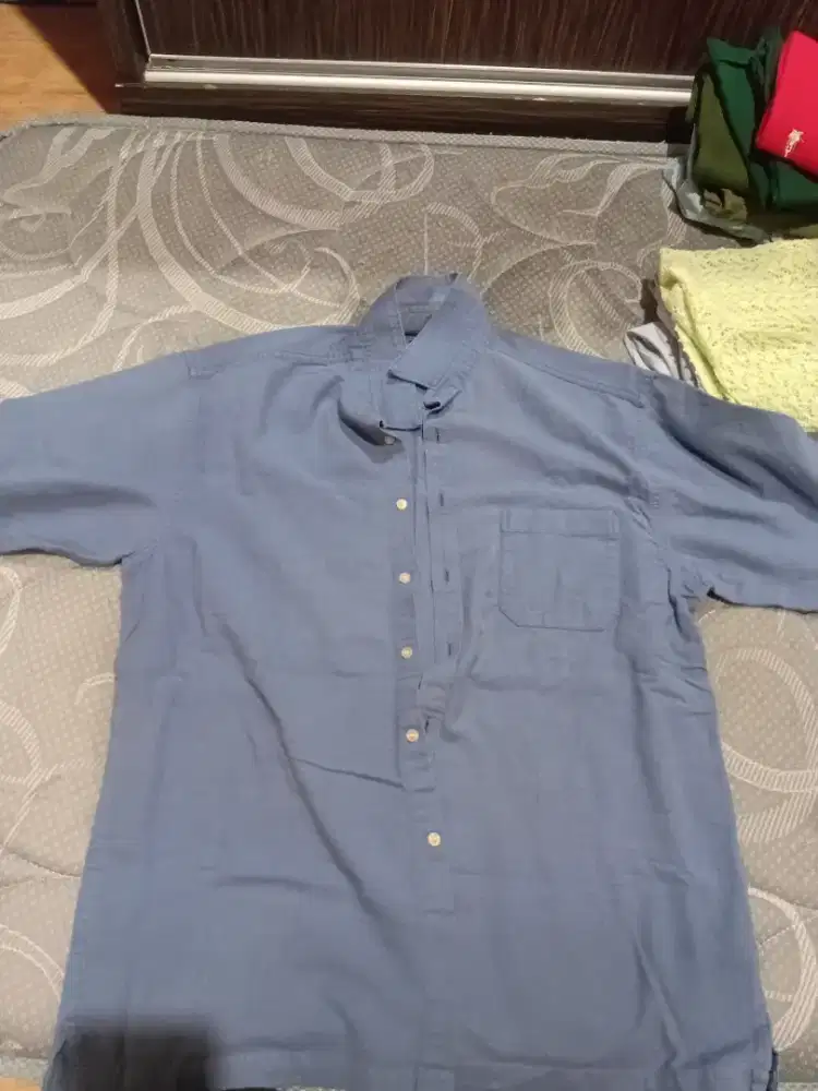 Dijual kemeja size XL satuan 50 ribu