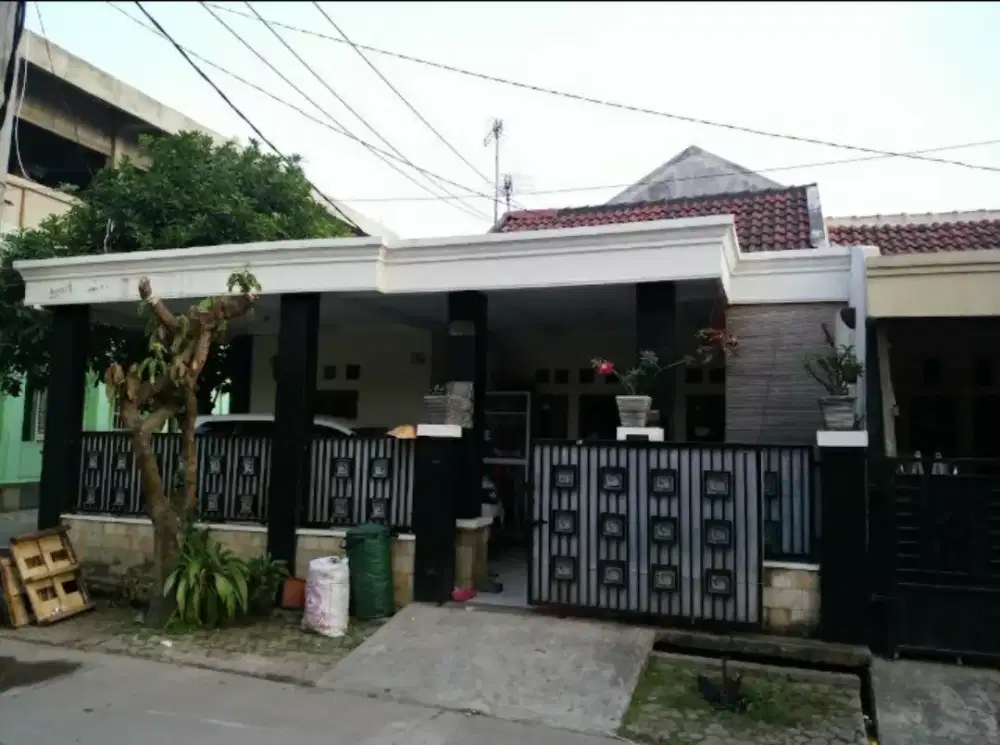 Rumah Hook Mega Regency Cikarang