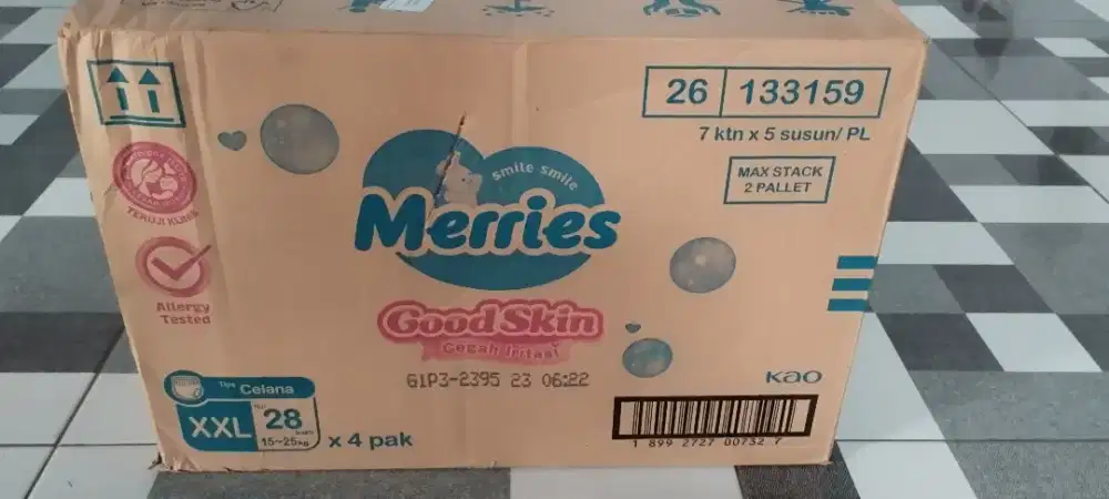 Pampers merries