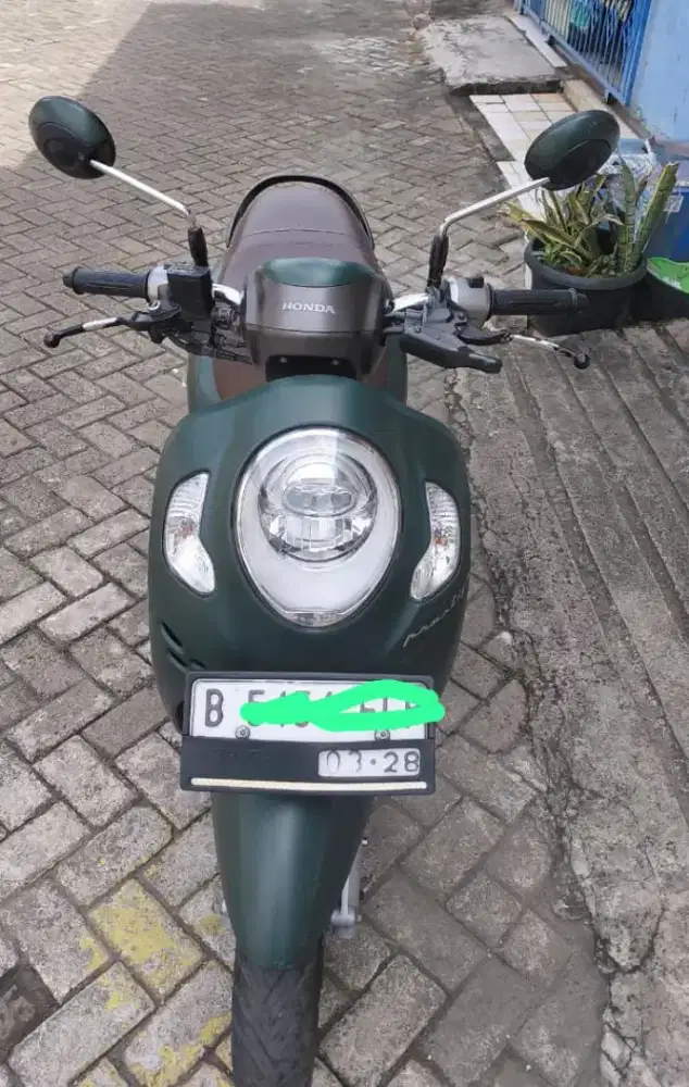 Di jual body Scoopy Prestige tahun 2023 full set karena akn ganti body