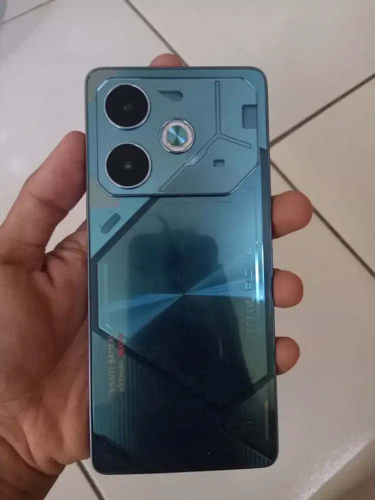 Tecno Pova 6 (8/256)