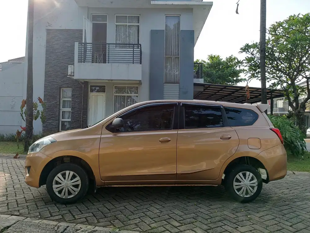 Datsun go+ panca T option 3 baris 2015 manual pajak panjang a.n wanita