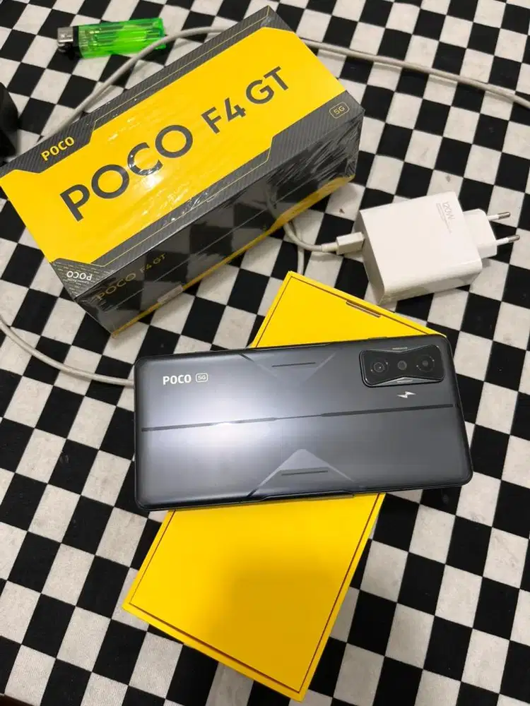 POCO F4 GT RAM 12/256GB