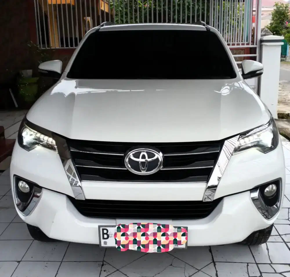 Dijual mobil Fortuner VRZ 2016