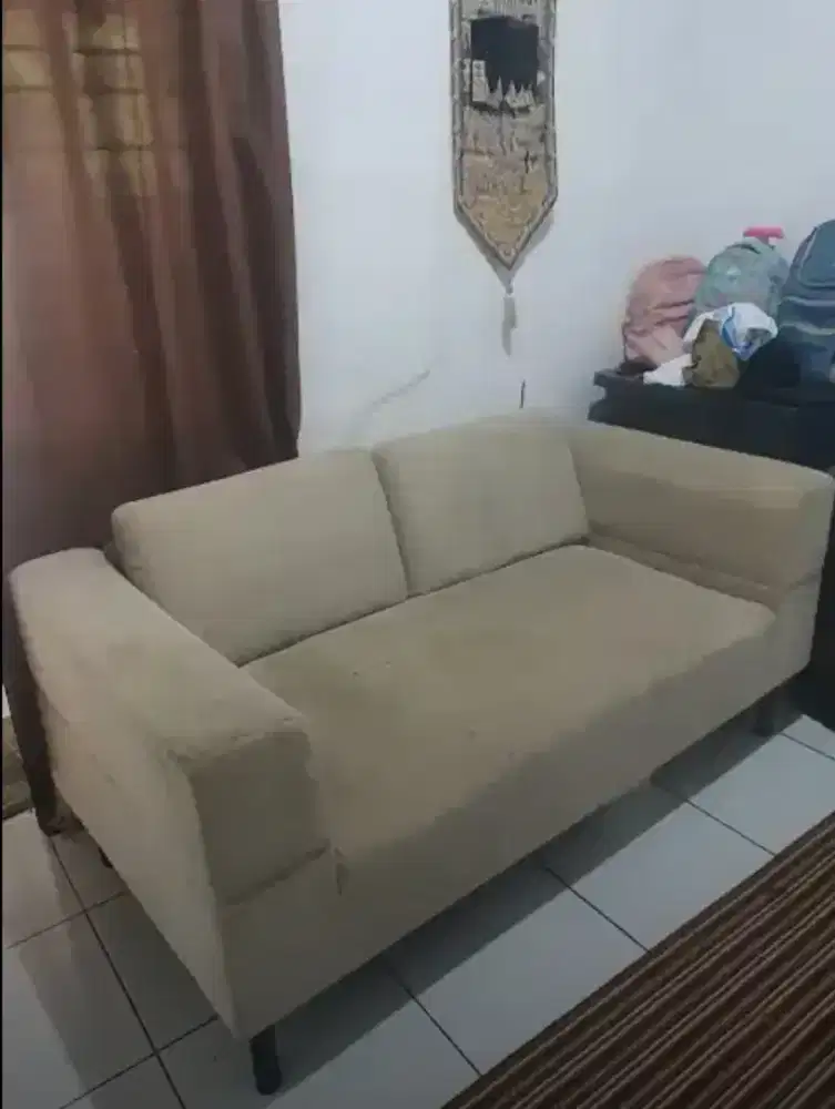 Sofa Informa Kondisi Baik