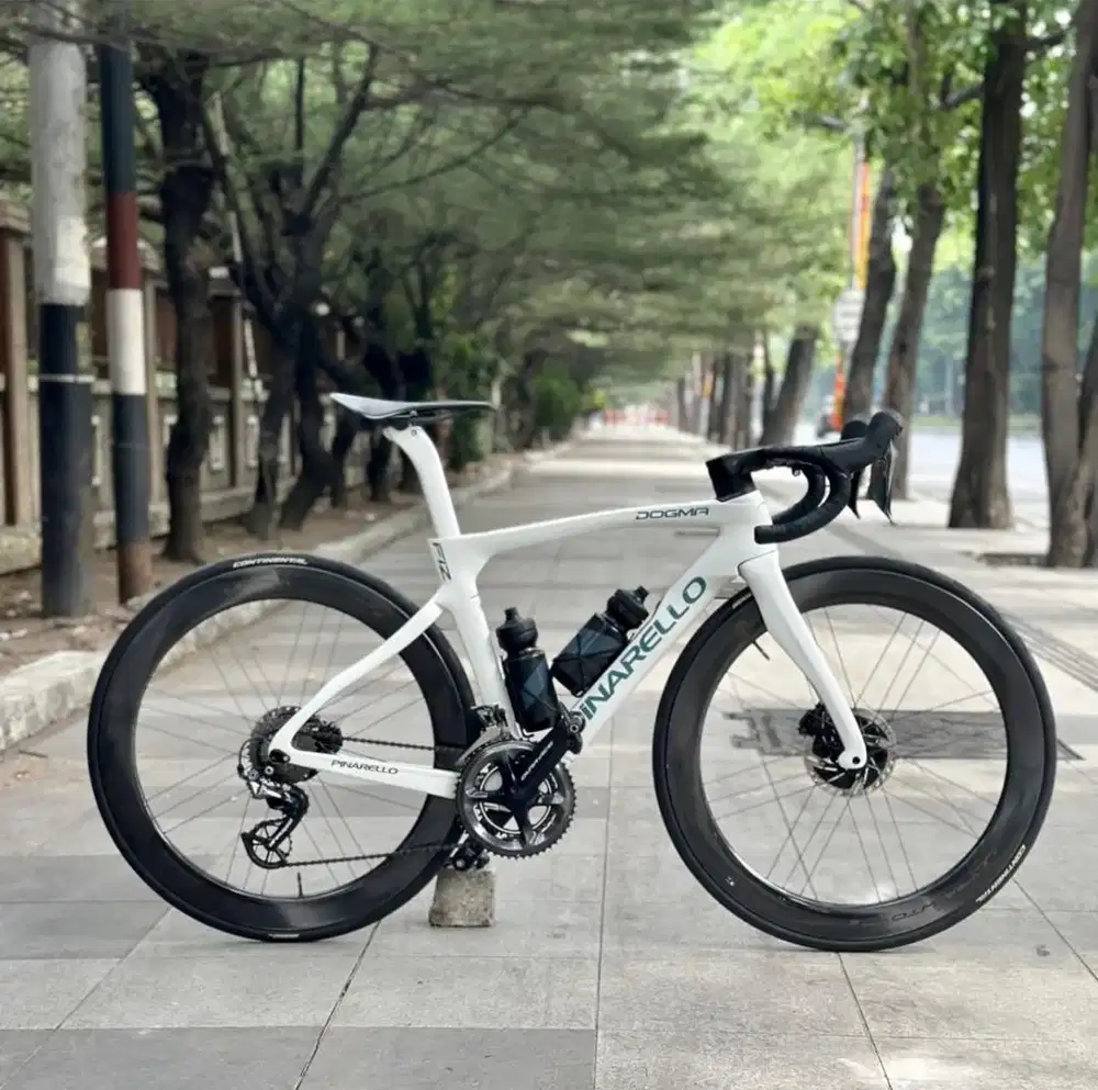 Pinarello Dogma F12 Fullbike