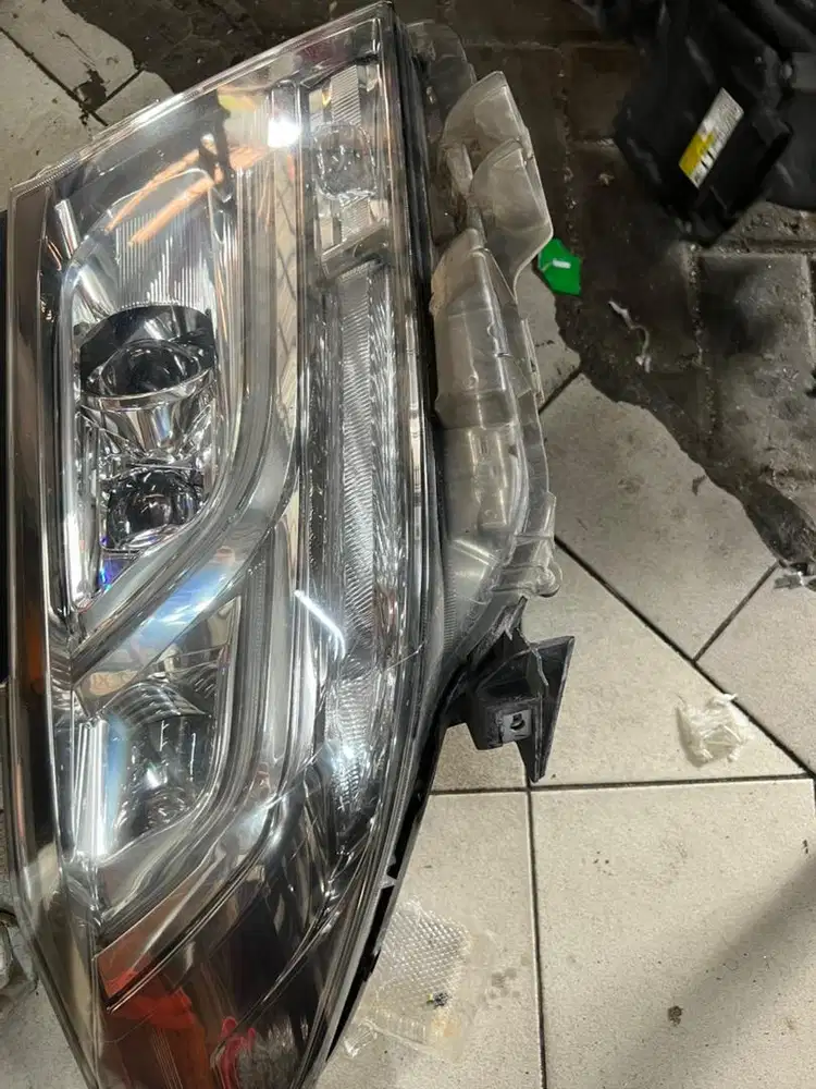 Headlamp original alphard 2017 + Ballast