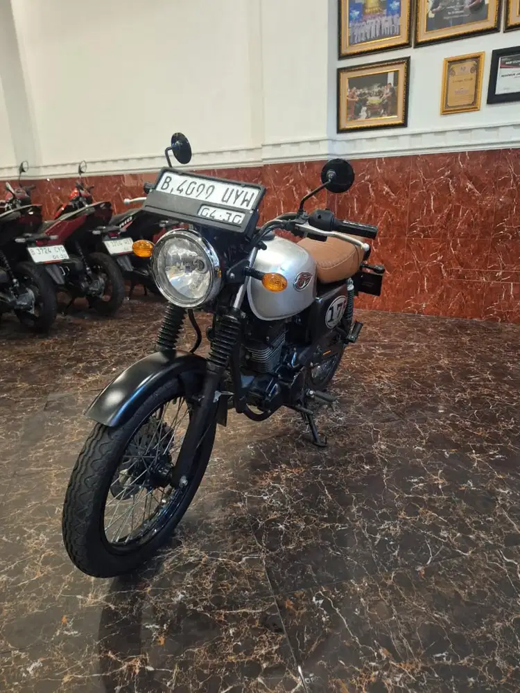 WA mba ima, Dp 5 jt W 175 SE 2018 Km Low Motor Mulus bgt , bisa kredit