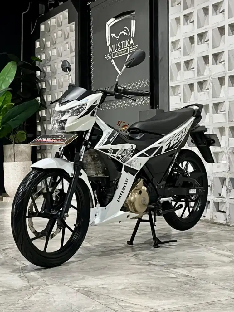 SUZUKI SATRIA FU 2018 - Chintia Mustika