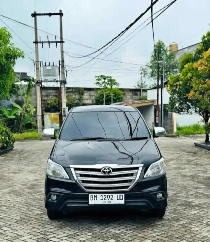 Dijual Innova Super Istimewa 2013