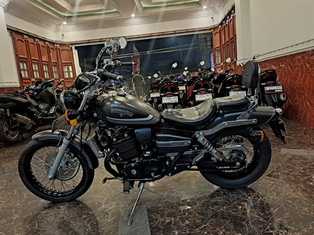 Sales mba ima , BENELLI PE 2022 KM 3000 ! Bisa kredit dibantu ACC