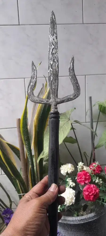 Tombak TRISULA WEDHA
