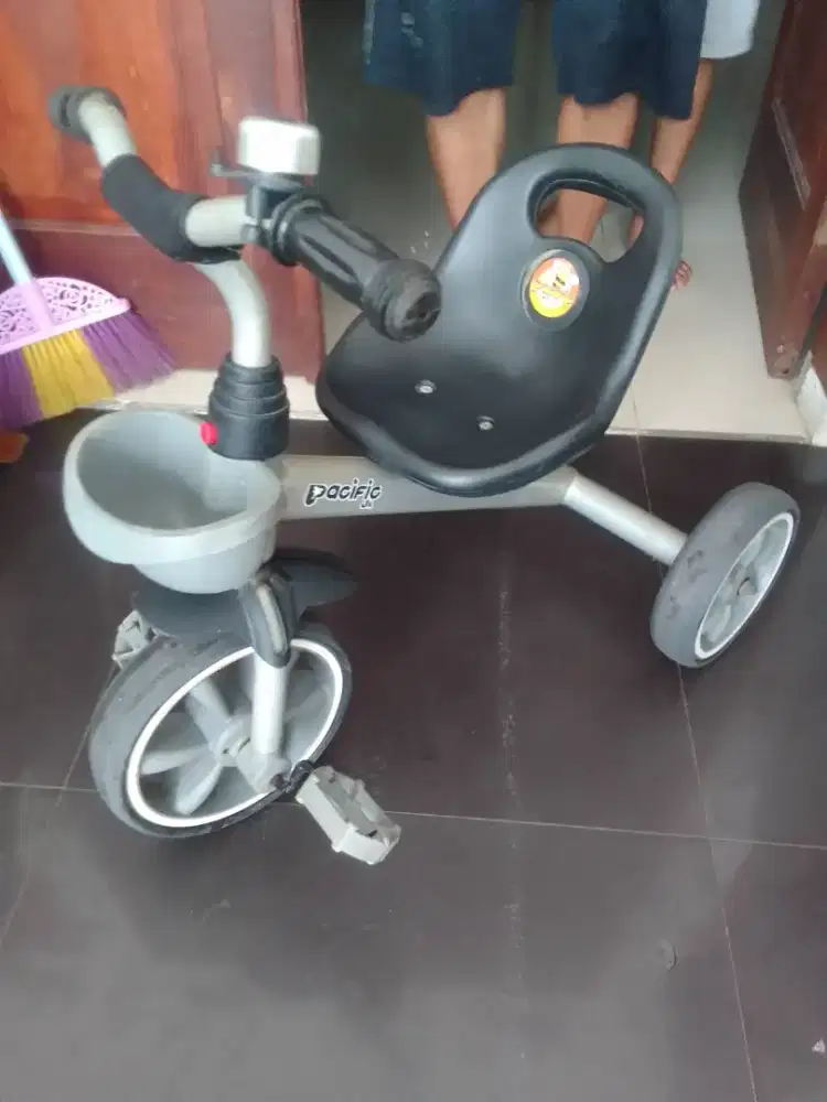 Sepeda anak roda 3 pacific