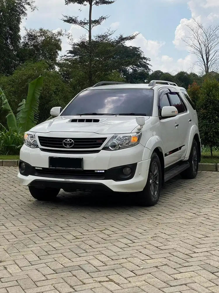 Toyota Fortuner TRD matic 2015 diesel