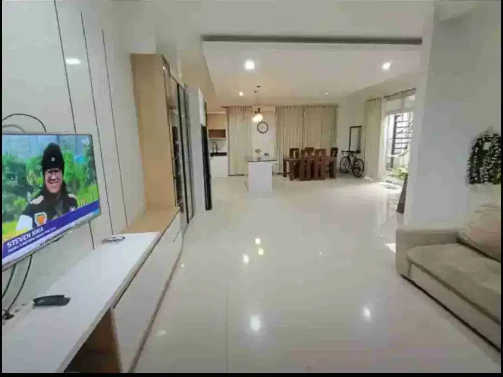 Jual Rumah 2 Lantai Furnish Di Graha Padma Semarang