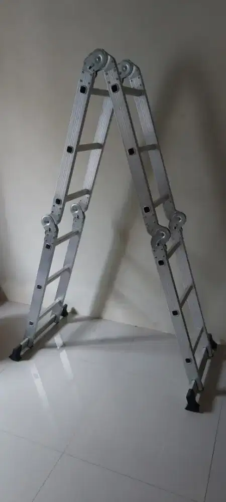 Dijual Tangga Lipat Aluminium