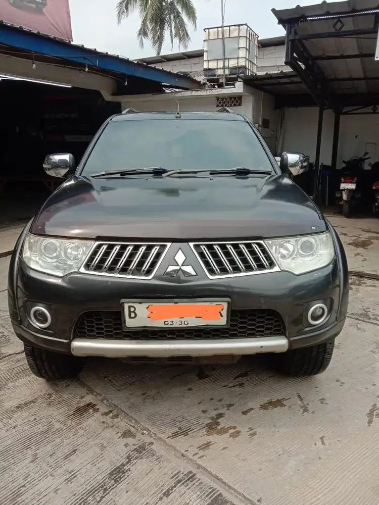 Mitsubishi Pajero Sport Exceed A/T 2010