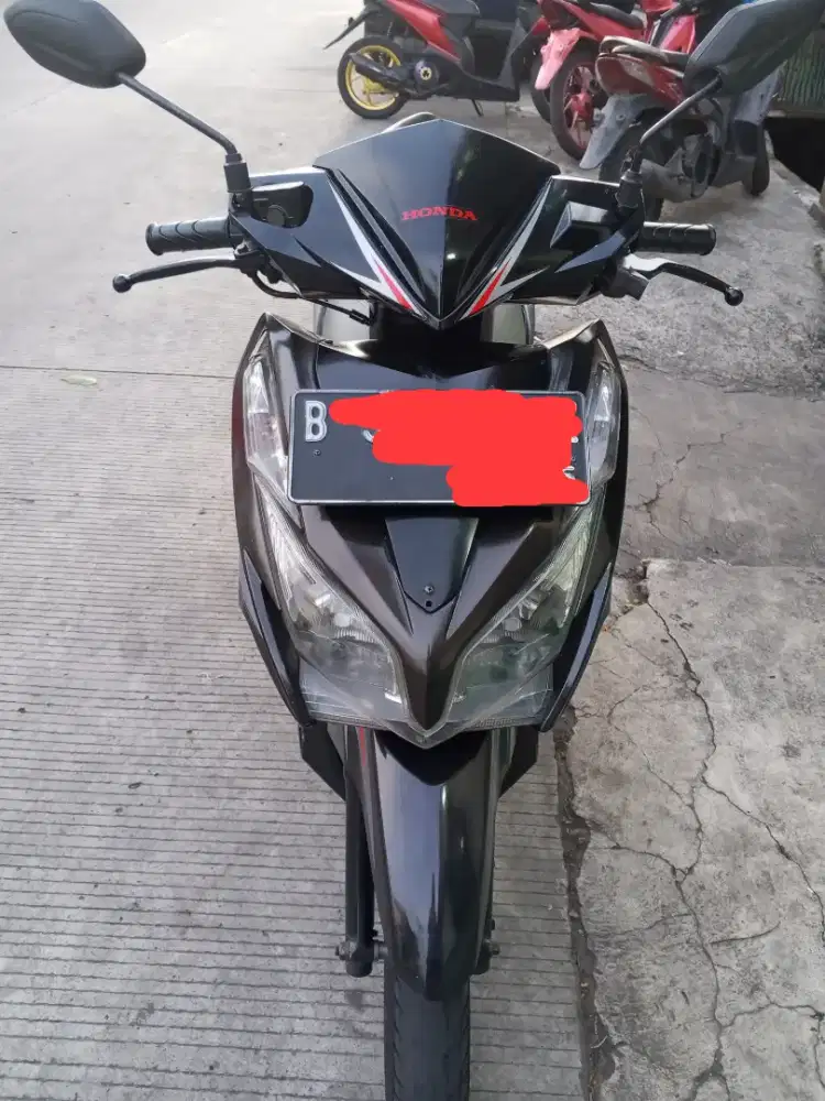HONDA VARIO CW TH 2013 KONDISI GRES SURAT LENGKAP PEMAKAIAN EX WANITA