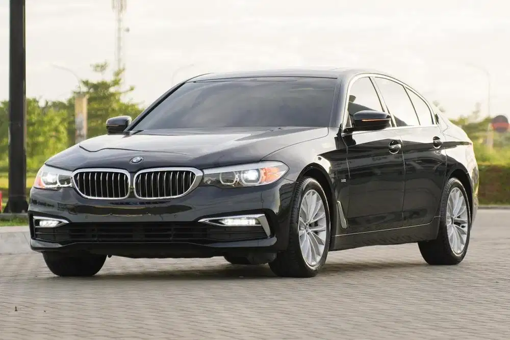 (DP 30jt) BMW 530i Luxury 2019 (G30)