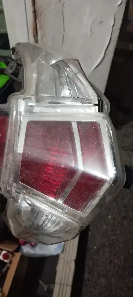 Lampu Belakang Xeon Karbu Stop Lamp